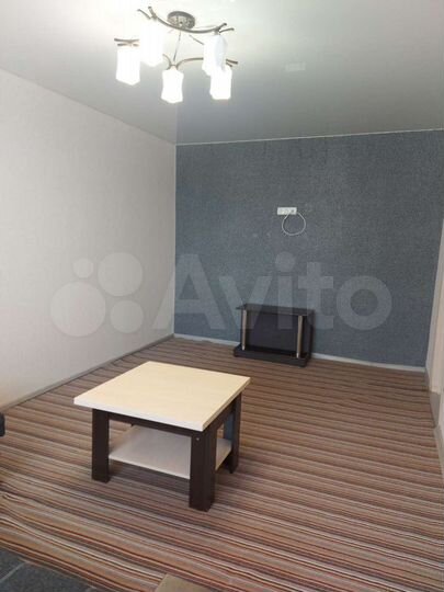 2-к. квартира, 52 м², 10/10 эт.