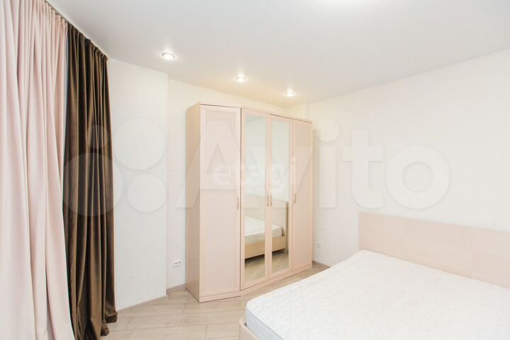 2-к. квартира, 63,4 м², 2/18 эт.