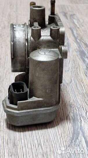 Дроссельная заслонка бензин Opel Omega B