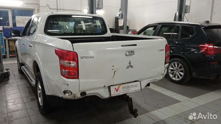 Mitsubishi L200 2.4 AT, 2017, 207 257 км