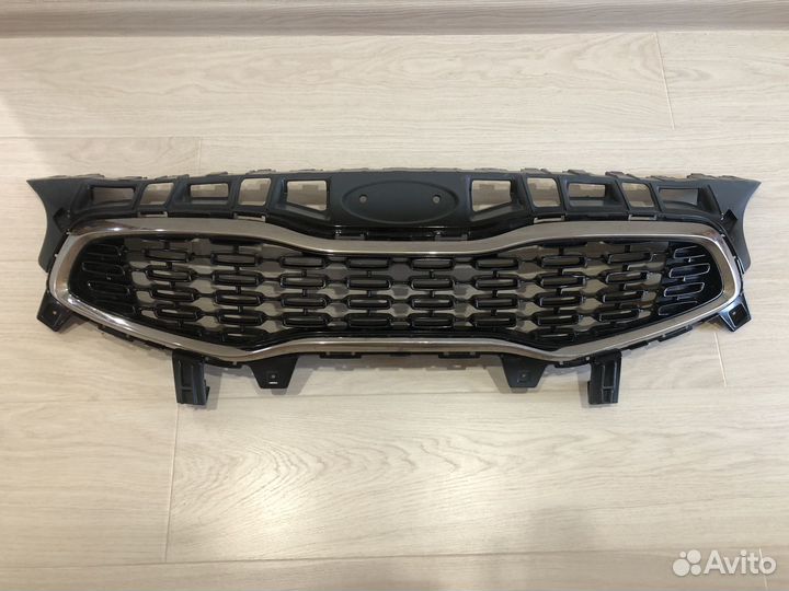 Решётка радиатора Kia Ceed JD 2015-2018