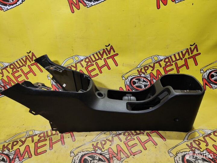 Консоль центральная Chevrolet Cruze седан 1.6 2012