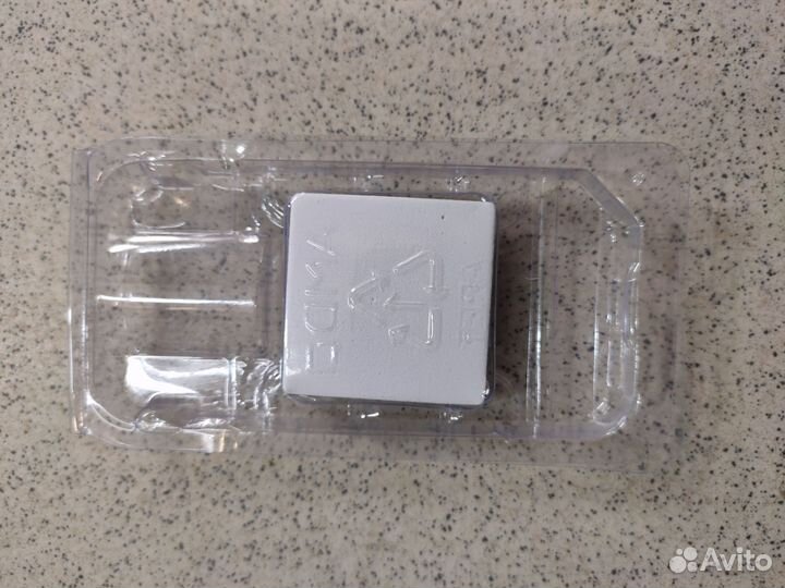 Процессор core i3 8100