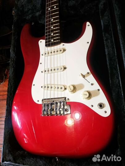 Гитара Fender Stratocaster 