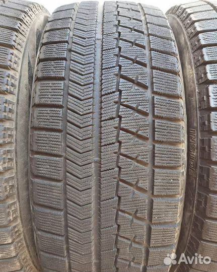 Bridgestone Blizzak VRX 215/55 R17 99H