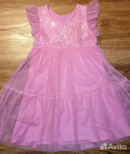 Платье нарядное для девочки 6-7 лет