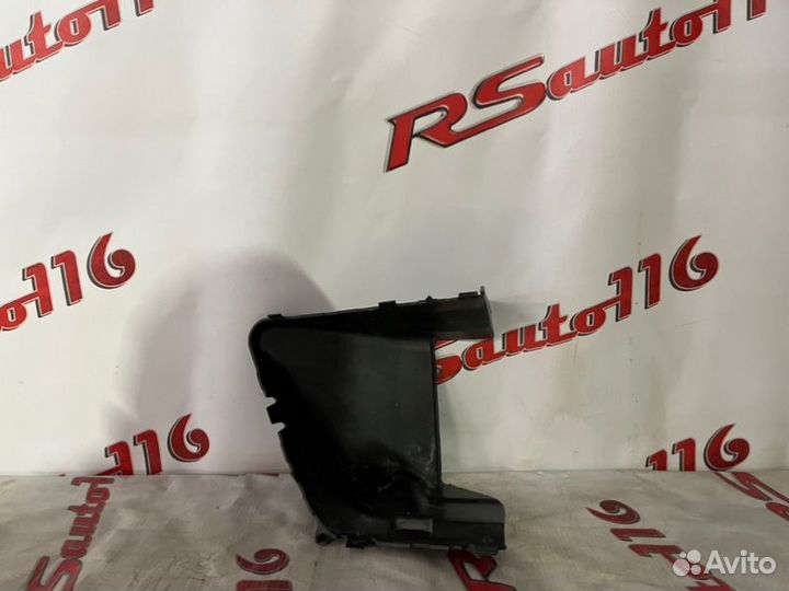 Воздуховод радиатора левый Renault Sandero 1