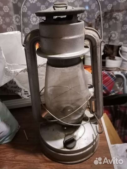 Керосиновая лампа летучая мышь