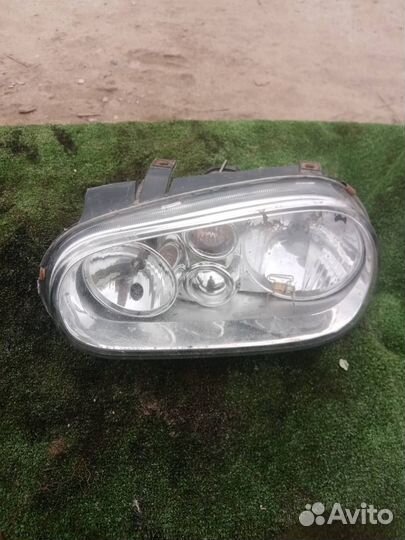 Фара передняя левая Volkswagen Golf 4