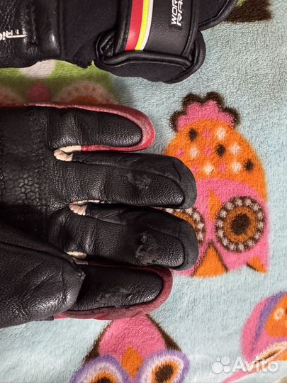 Перчатки leki