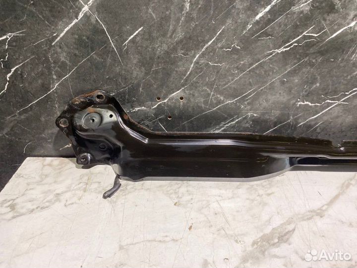 Распорка стаканов Ford Focus pnda 2014