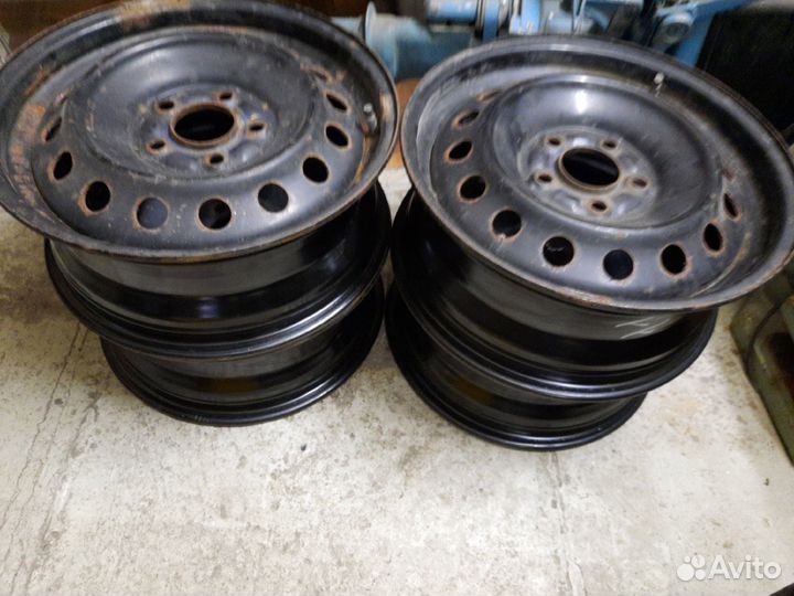 Диски на renault duster r16 комплект