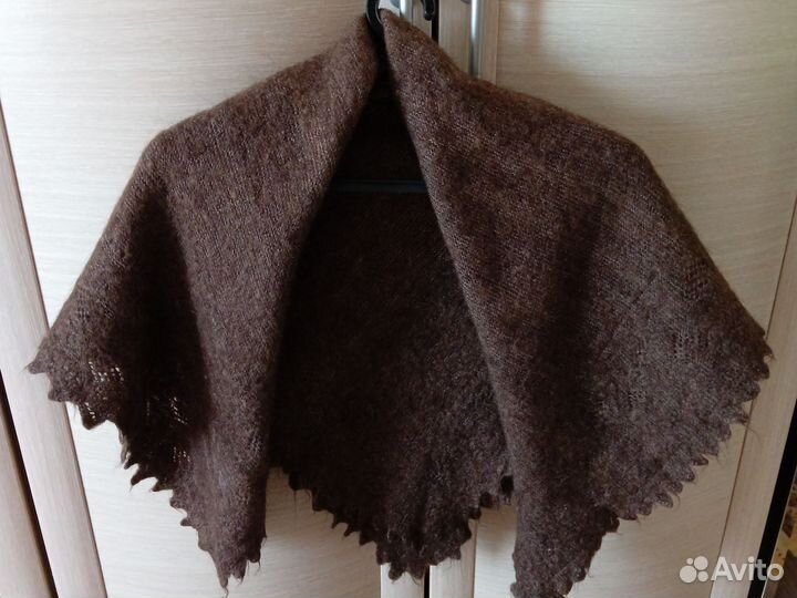 Пуховый платок шаль