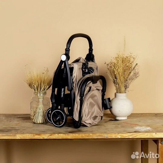 Новая коляска Leclerc Magic fold plus