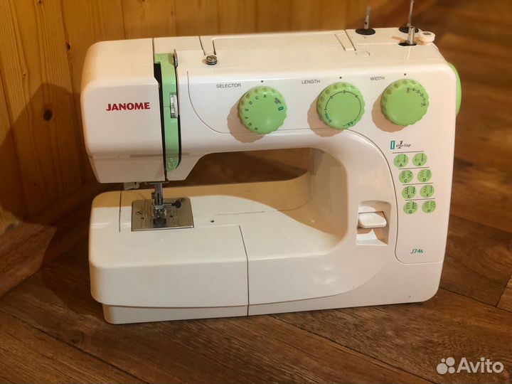 Швейная машина Janome бу