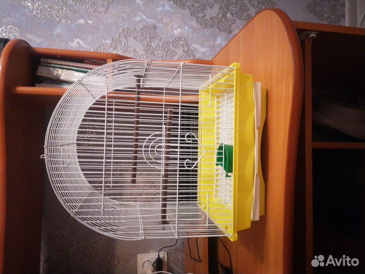 Клетка для средних попугаев