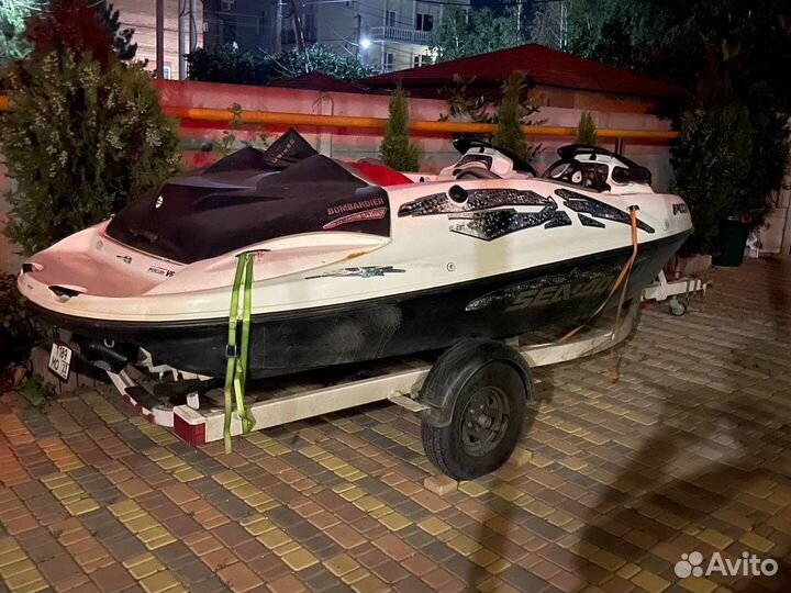Катер BRP speedster