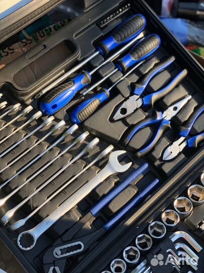 Набор инструментов 121 предметов