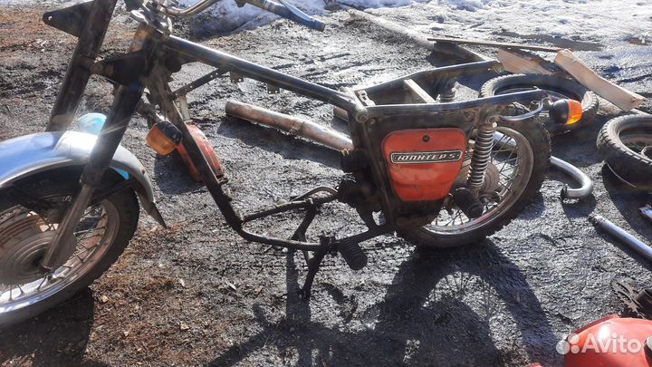 Запчасти на мотоцикл иж