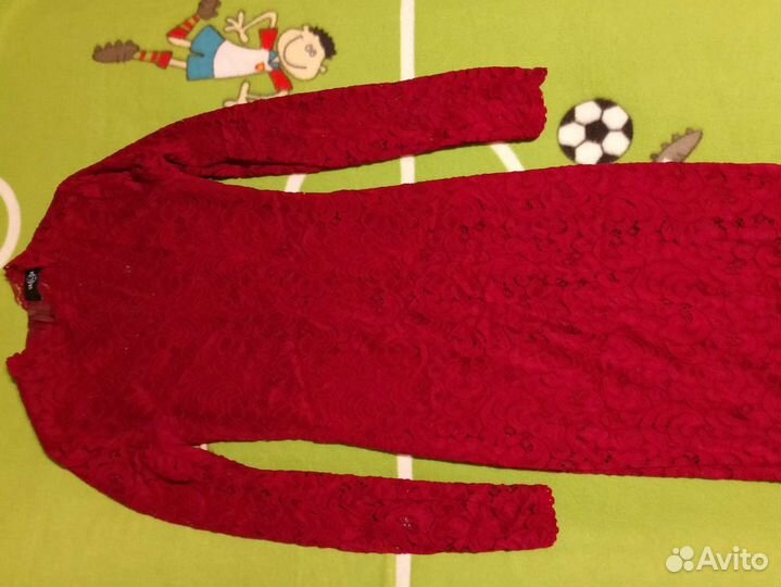 Красивое платье 42 44 бу