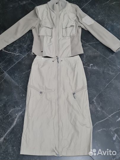 Спортивный костюм женский