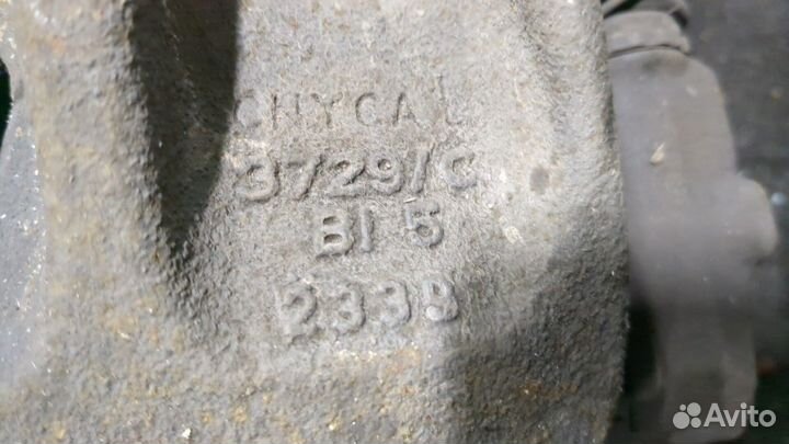 Суппорт левый передний Land Rover Range Rover 3 (LM)