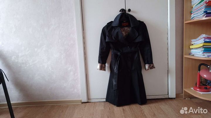 Плащ женский