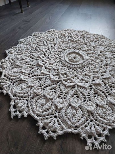 Ковер ручной работы 105см