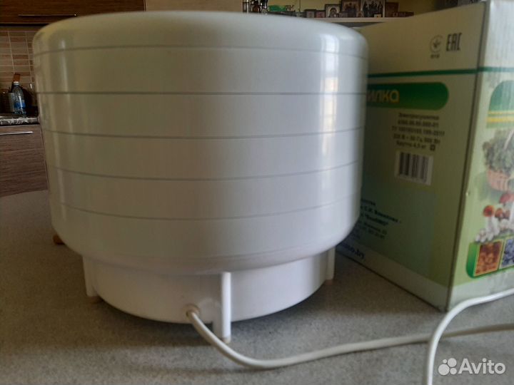 Сушилка электрическая для ягод, фруктов, грибов