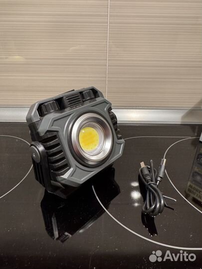Мощный фонарь