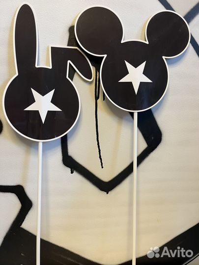 Таблички-маски Би2