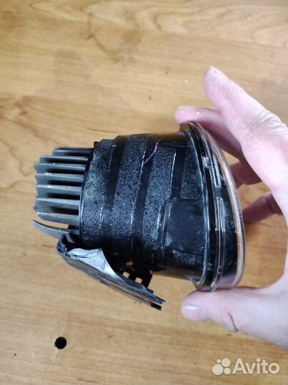 Птф левый Toyota Land Cruiser 150 Prado