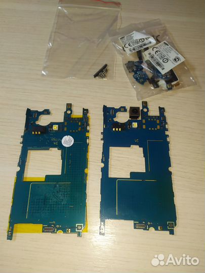 Samsung Galaxy S4 mini на запчасти