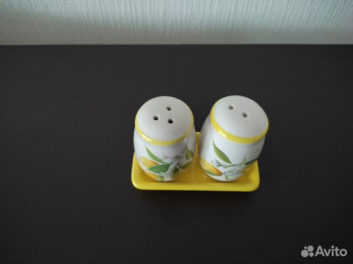 Солонка и перечница