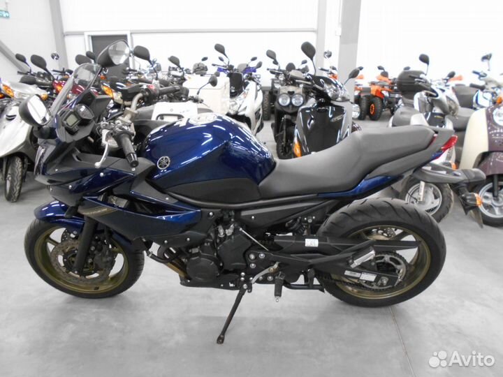 Yamaha XJ6