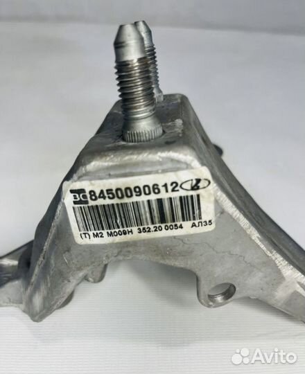 Кронштейн кпп / кронштейн левой опоры двигателя