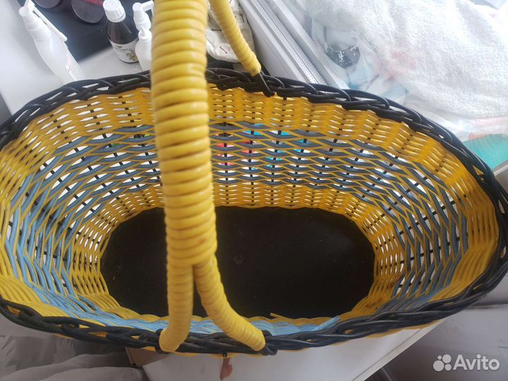 Корзина плетеная