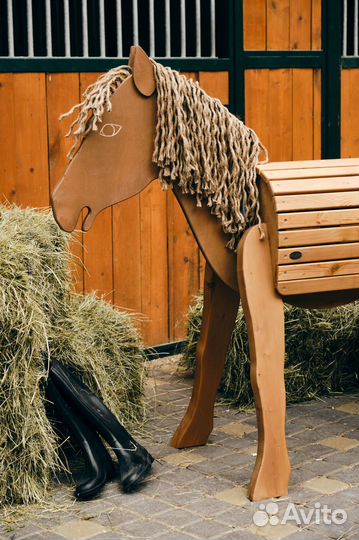 Игровая деревянная лошадка