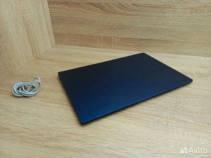 Ноутбук Samsung