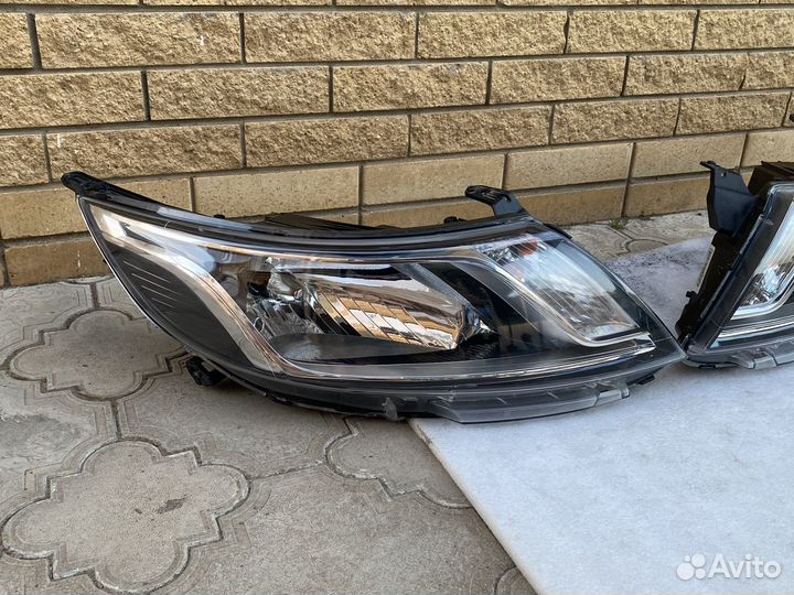 Комплект фар оригинал KIA Rio 3 дорестайлинг