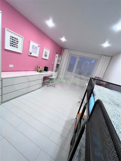 4-к. квартира, 83,8 м², 10/10 эт.