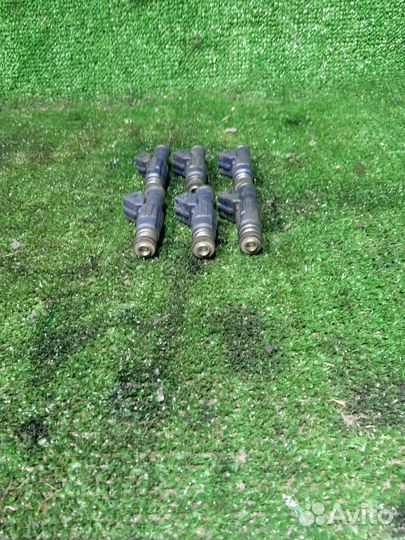 Форсунка инжекторная электрическая Opel Omega