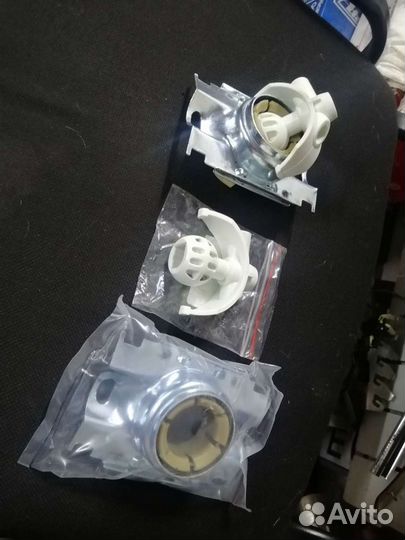 Кранштейн кулисы Кпп Ауди 80 Б3/Б4, 100/А6 C4