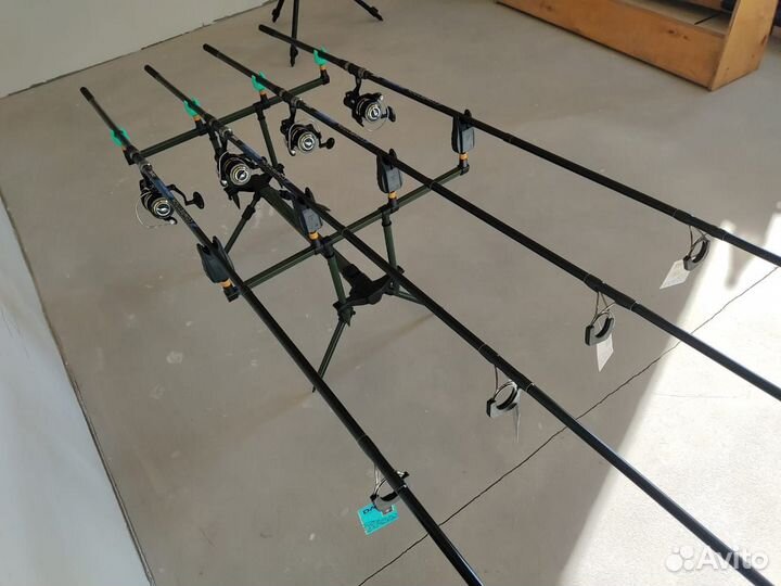 Карповый набор на 4 уд с род подом и сигналками