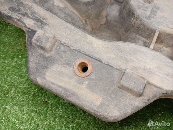 Площадка акб Volkswagen Golf 4