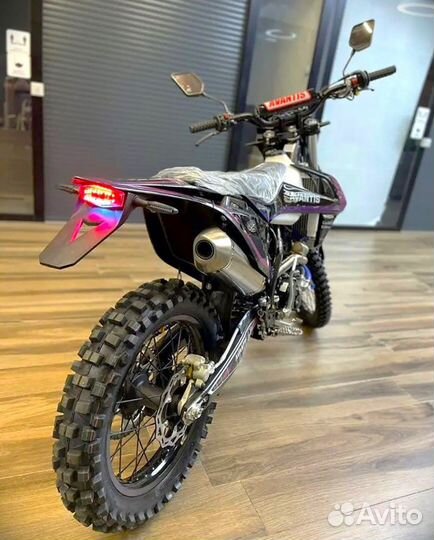 Мотоцикл avantis A7 NEW KKE витринный