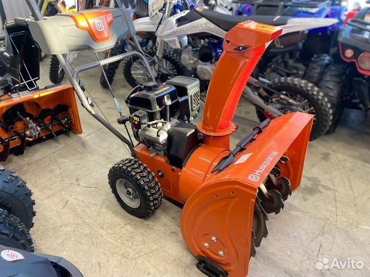 Снегоуборщик Husqvarna Хускварна ST 124 Б/У 5.9 л.с