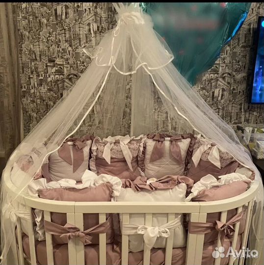 Детская овальная кроватка