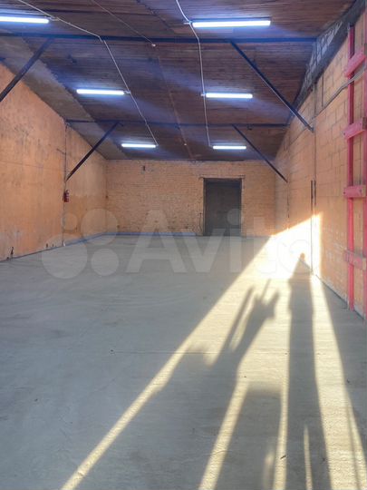 Склад, 200 м²