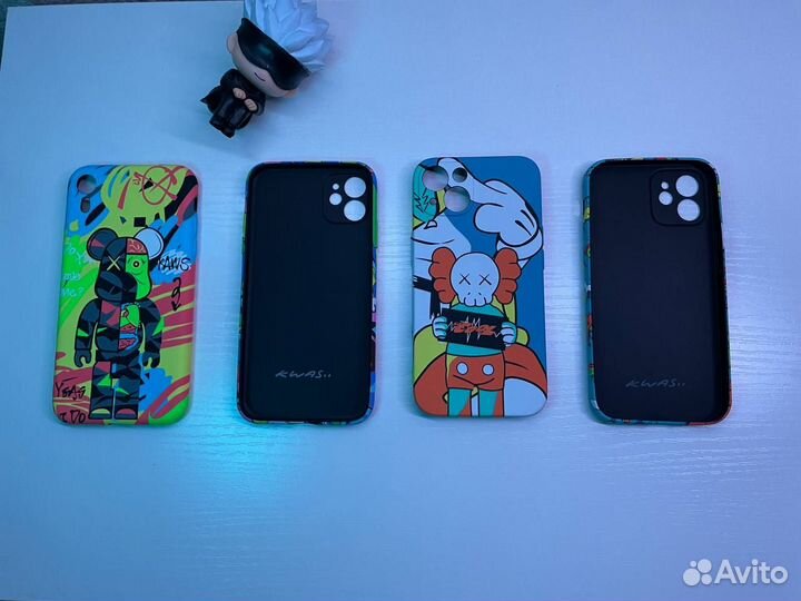 Чехол на iPhone 11 13 Luxo Kaws